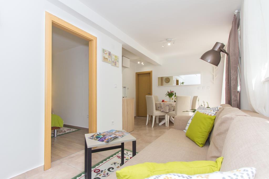 Apartment Shiny Love Сплит Екстериор снимка