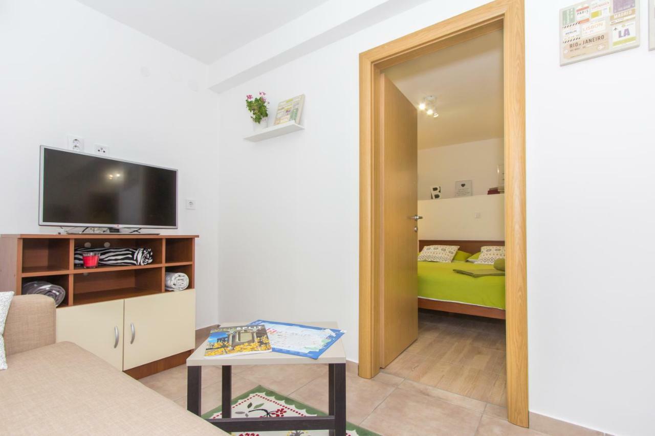 Apartment Shiny Love Сплит Екстериор снимка